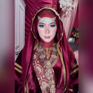 Nike Pratiwi profile icon