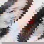 Huyen Dinh profile icon