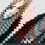 Ummie Izham profile icon