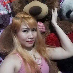 Khazzie Vallerie Abuacan profile icon