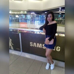 Jezell Hallari profile icon