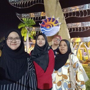 Atiqah Arih profile icon