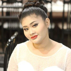 Mint Chompoonuch profile icon