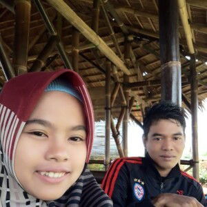 Siti Munawaroh profile icon