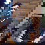 Ariin Ardani profile icon