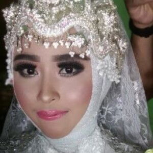 karina handjani profile icon