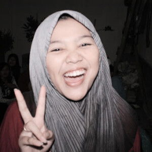 Intan Juliati profile icon