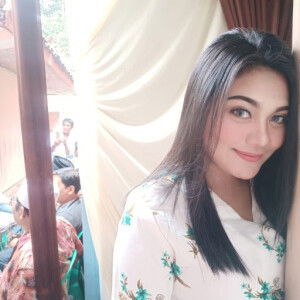 Mia Meylia profile icon