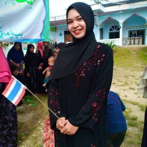 Romlah Yakob profile icon