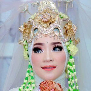 Ling Ling Hyuan Wee profile icon