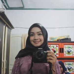 Nini Karlina profile icon