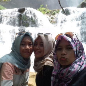 Dea Fiftinova Fiqhu Khoerillah profile icon