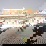 Ade Nia profile icon