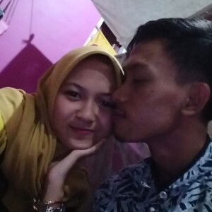 Evi Komalasari profile icon