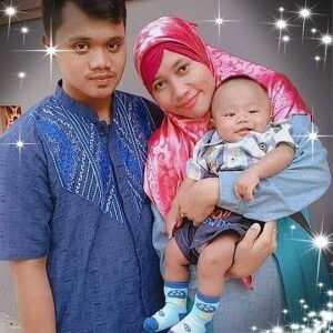 Evitaria Wicaksono profile icon