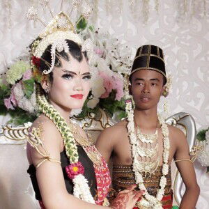 Novi Riyani profile icon