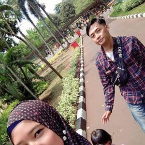 Dewi Andinar profile icon