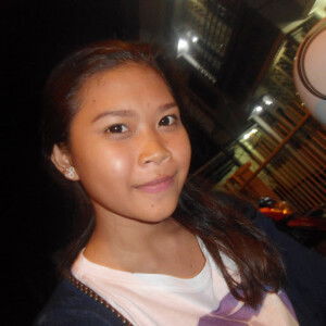 Dwi Ayuaryani profile icon