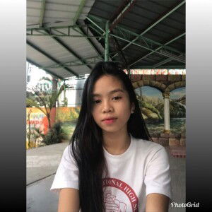 NI C O LE profile icon