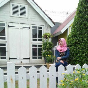 Ria Irma Wati profile icon