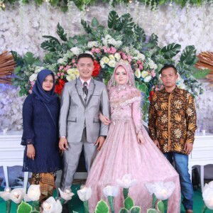 Sani Nuraeni profile icon