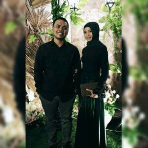 Elvira Wardhina profile icon