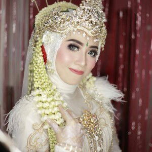 Santi Herawati profile icon