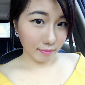 Rinda Halim profile icon