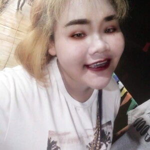 ซ้อ' พลอย profile icon