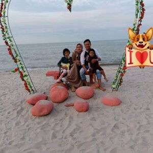 Momy Jasmine profile icon