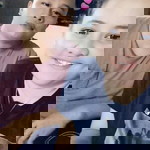 Esfie Dinglasan profile icon