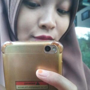 Dwi Lushiana profile icon