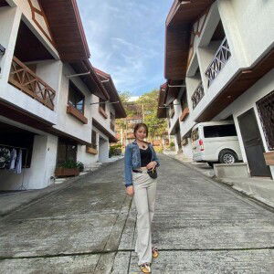 Dona Belle profile icon