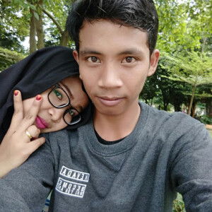 Rini Anggraini profile icon