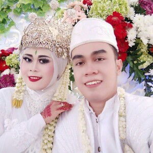 Apria Tan profile icon