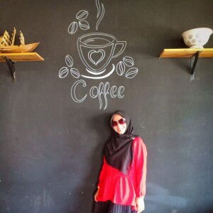 Sri Hastuti profile icon