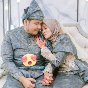 Quyen Azrin profile icon