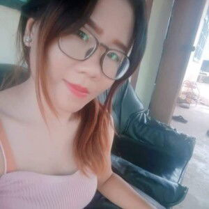 แพรว สิรินยา profile icon