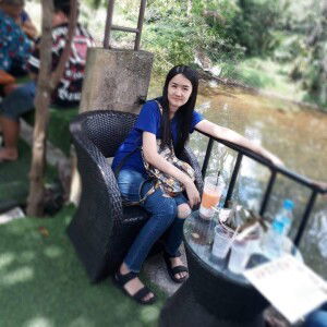 อมยิ้ม หลากสี profile icon