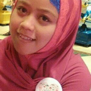 Restia Dewi profile icon