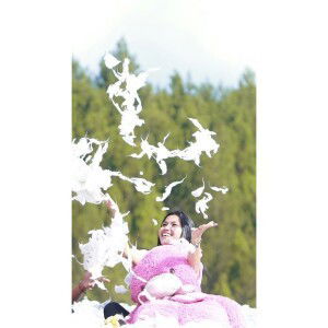 Mawar Senja profile icon