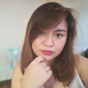 April Dullavin Dades profile icon