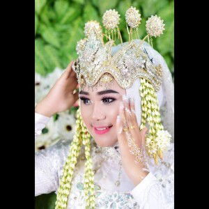 Ayu Rahmawati profile icon