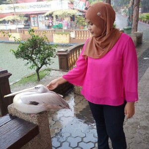 Rieyana Jonos profile icon