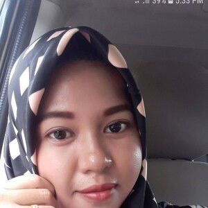 Leny Sugianti profile icon