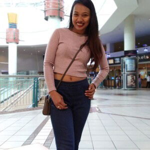 Khysse Abellano profile icon