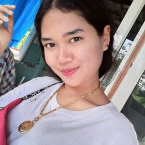 นภัสสร แย้มจอหอ profile icon