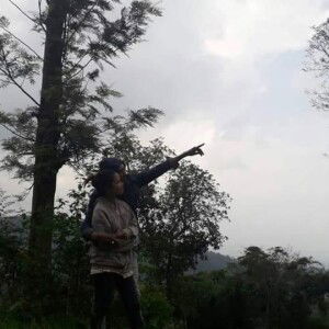 Encis Comel profile icon