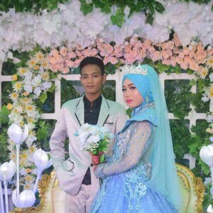 Susi Suharti profile icon