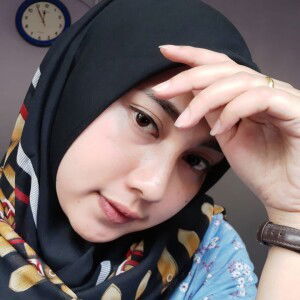 Ema Oktantia profile icon